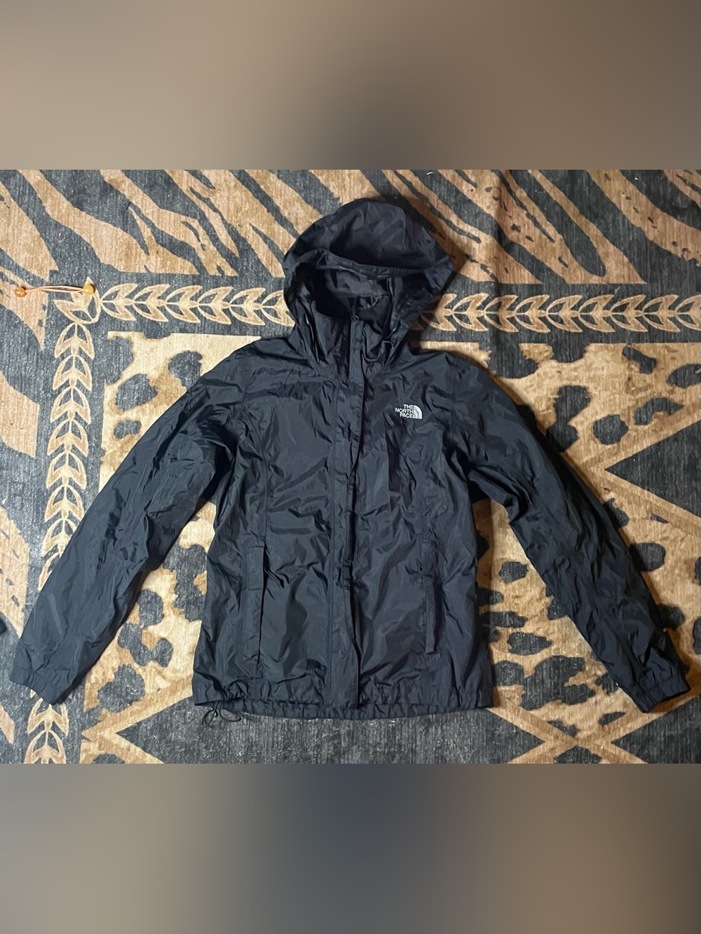 The North Face Resolve HyVent Women’s Small Black Hooded Rain Jacket